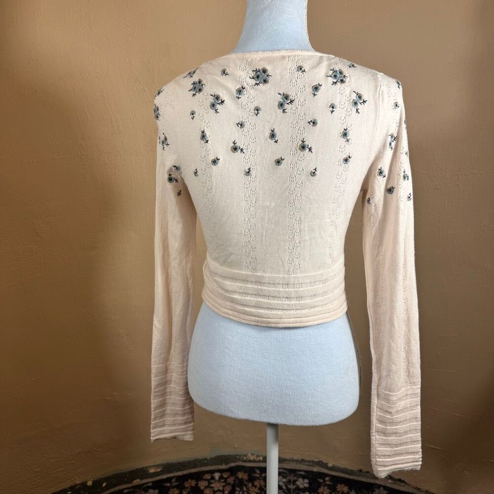 Free People Embroidered Boho Top Womens Small Blush Pink Bell Sleeve Deep V Neck - Picture 2 of 6